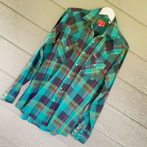 🔥Amazing vintage Western madras plaid pearl snap button down🔥